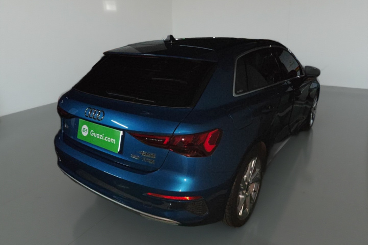 奥迪A3 2021款 Sportback 35 TFSI 时尚致雅型车身外观7
