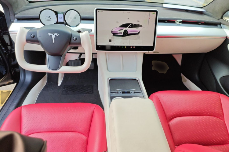 特斯拉 Model 3 2022款 后轮驱动版中控内饰12