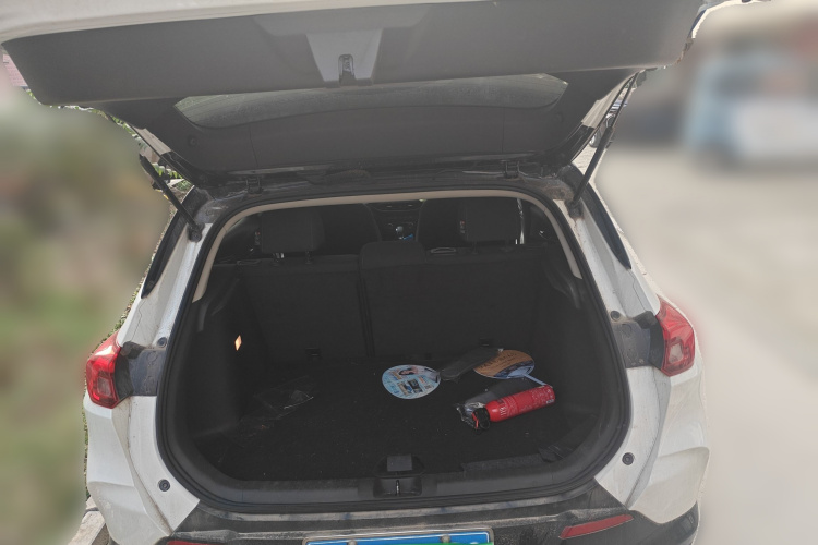 别克 昂科拉 2020款 20T CVT精英型中控内饰23