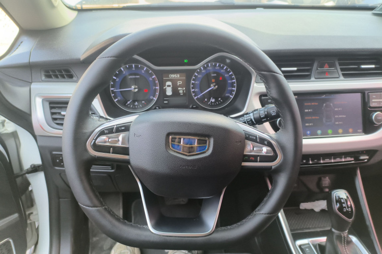 吉利汽车 远景X3 2019款 升级版 1.5L CVT尊贵型中控内饰13