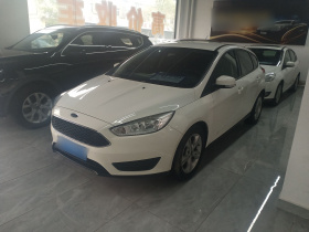 福特 福克斯 2018款 两厢经典 1.6L 自动舒适型智行版