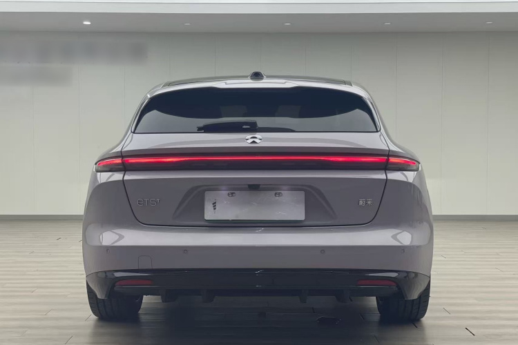 蔚来ET5T 2025款 75kWh Touring车身外观6