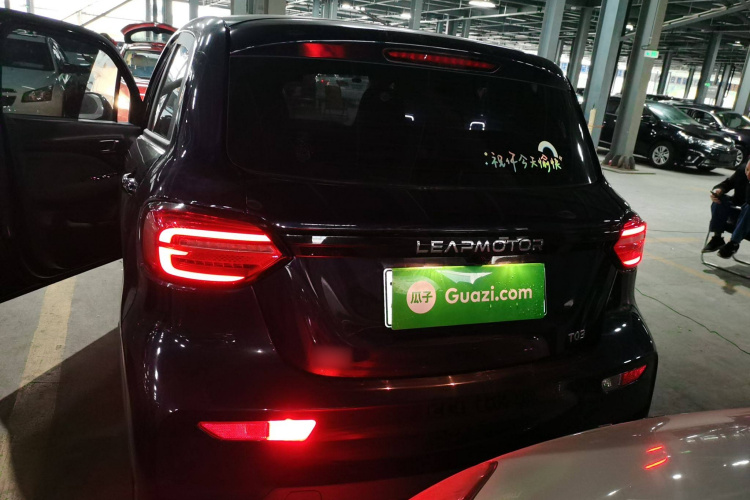 零跑汽车 零跑T03 2021款 400轻享版 三元锂车身外观6004