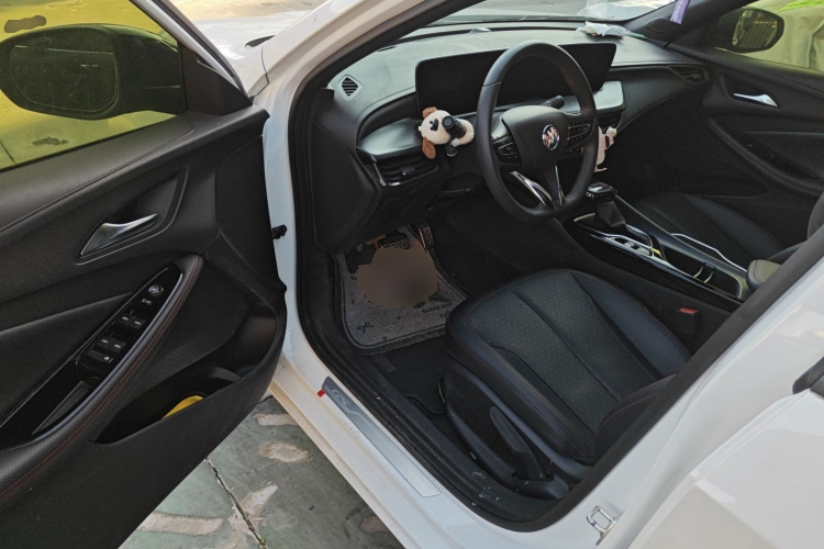 别克 威朗 2023款 Pro GS 猎风版中控内饰20