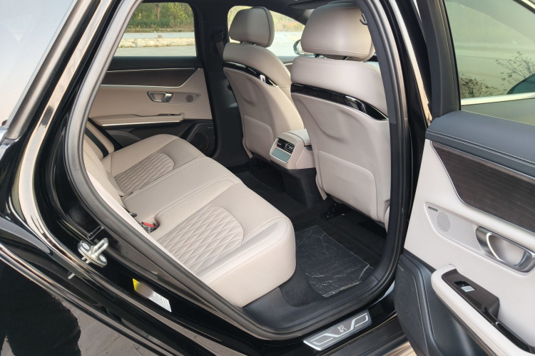 比亚迪 汉 2025款 EV 701KM激光雷达智驾型中控内饰7004