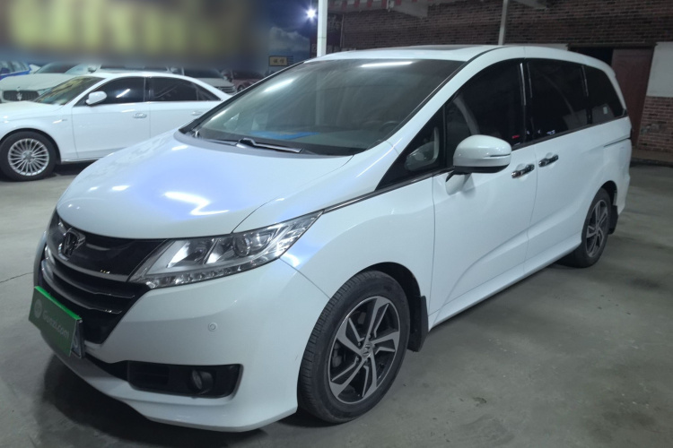 本田 奥德赛 2015款 改款 2.4L 豪华版车身外观1