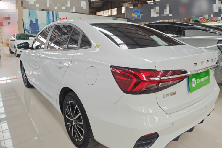 荣威i5 2021款 1.5L CVT铂金版车身外观6005