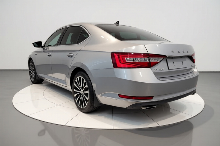 斯柯达 速派 2018款 TSI280 DSG舒适版 国V车身外观5