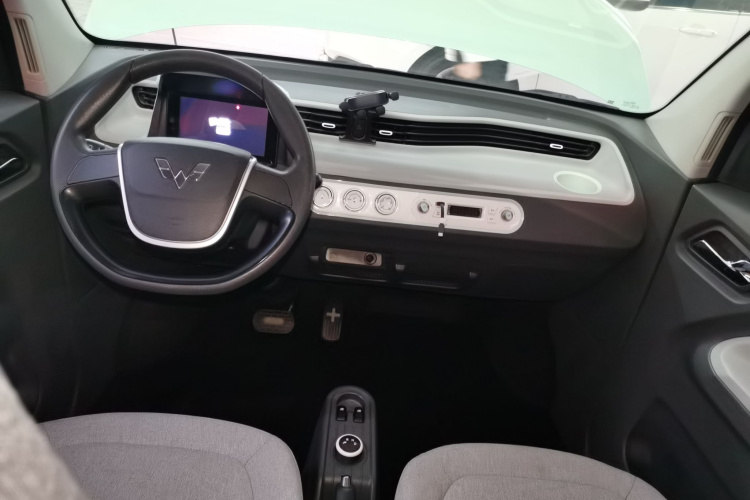 五菱汽车 宏光MINIEV 2022款 马卡龙臻享款 磷酸铁锂中控内饰7002