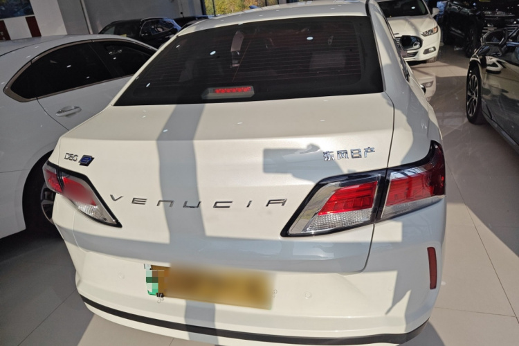 启辰D60EV 2022款 标准续航T3车身外观6