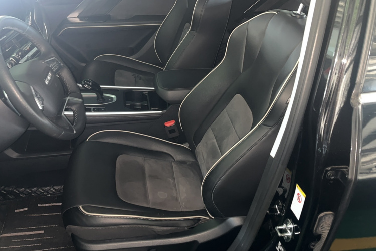 哈弗H6 2021款 国潮版 1.5T 自动冠军版局部细节19