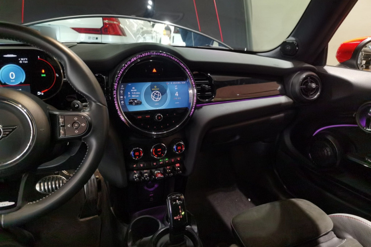 MINI JCW 2022款 2.0T JOHN COOPER WORKS ALL-IN局部细节16