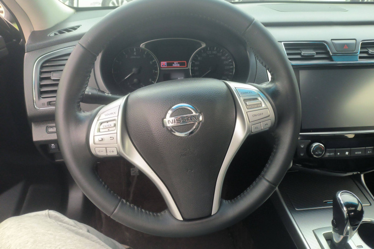 日产 天籁 2018款 2.0L XL 智进版局部细节13