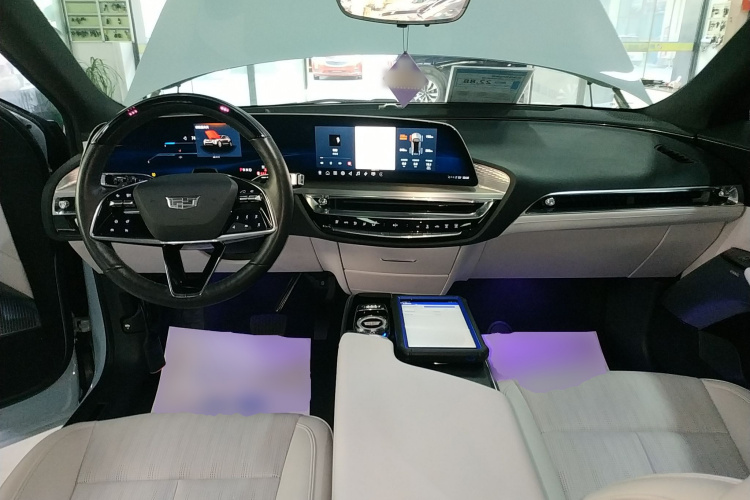 凯迪拉克 IQ锐歌 2022款 后驱长续航豪华版中控内饰12