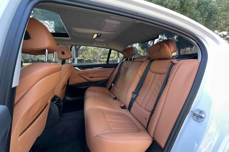 宝马5系 2018款 528Li 上市特别版中控内饰7015