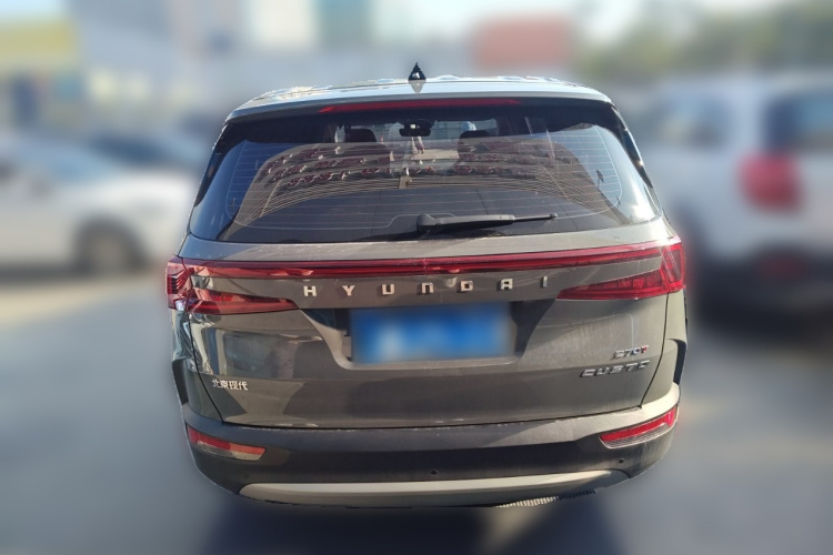 现代 库斯途 2022款 270TGDi 智爱旗舰版 TOP车身外观6