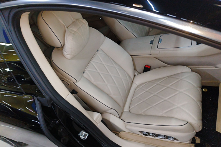 鸿蒙智行 享界S9 2024款 纯电 Ultra 四驱旗舰版局部细节41