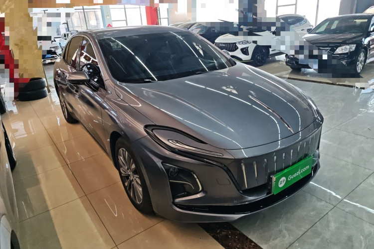 红旗E-QM5 2024款 610km PLUS车身外观3