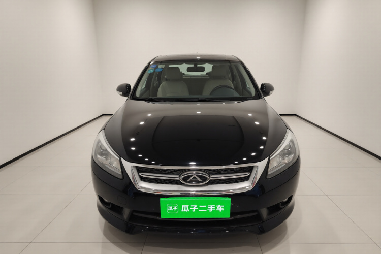 奇瑞 艾瑞泽7 2015款 1.6L 手动致享版车身外观2