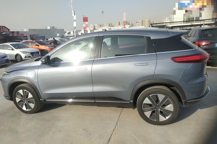 小鹏G3 2022款 G3i 520G+车身外观4