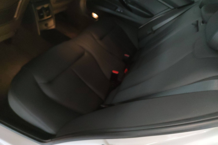 宝马3系 2017款 320Li 时尚型中控内饰7004