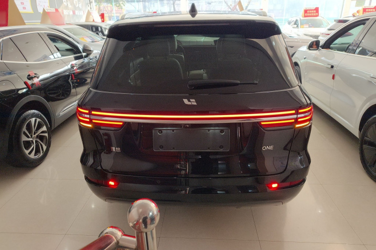 理想汽车 理想ONE 2021款 增程6座版车身外观6004
