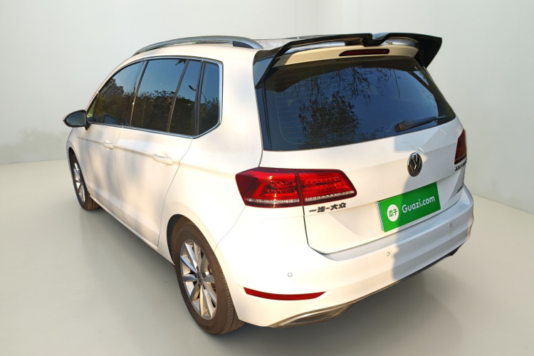 大众 高尔夫·嘉旅 2019款 280TSI 自动好奇型 国V车身外观5