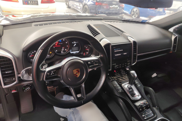 保时捷 2016款 Cayenne 3.0T中控内饰7002