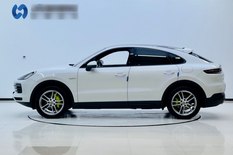保时捷 Cayenne新能源 2020款 Cayenne E-Hybrid Coupé 2.0T车身外观6002