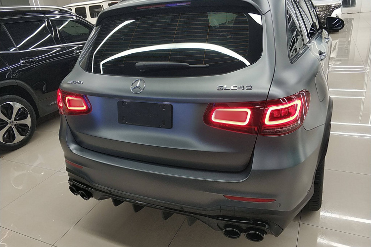 奔驰GLC AMG 2022款 AMG GLC 43 4MATIC车身外观6