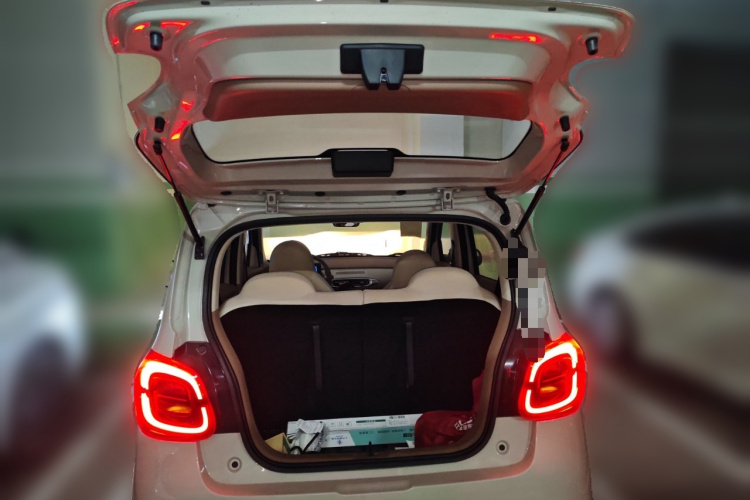 五菱汽车 宏光MINIEV 2025款 四门版 进阶款中控内饰23