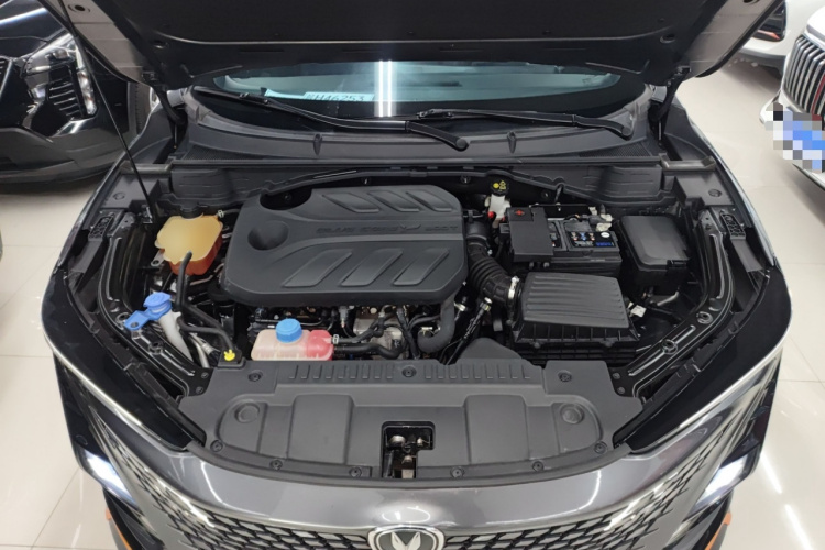 长安UNI-T 2022款 1.5T 运动版 尊贵型局部细节24