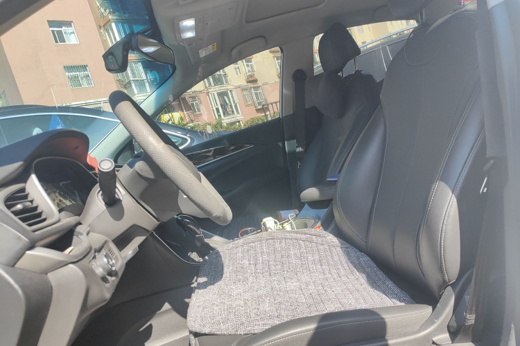 别克 英朗 2021款 改款 1.3T 自动轻混动精英型中控内饰19