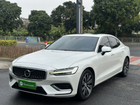 沃尔沃S60 2020款 T4 智远豪华版
