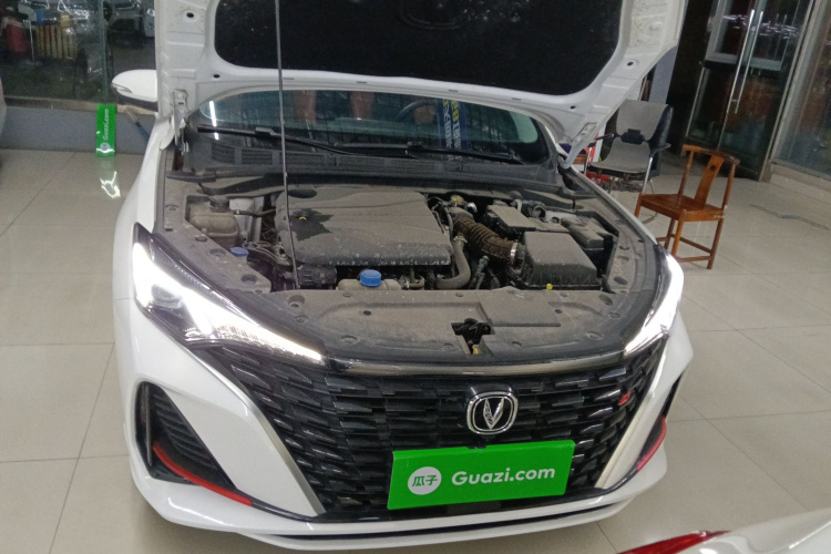 长安 逸动 2024款 PLUS 蓝鲸NE 1.4T GDI DCT高能版机舱底盘24