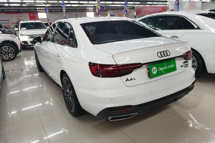 奥迪A4L 2023款 40 TFSI quattro 豪华动感型车身外观6003