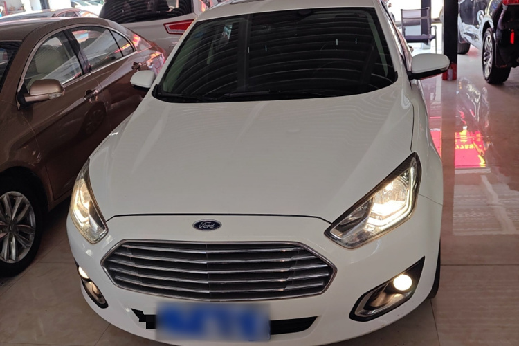 福特 福睿斯 2017款 幸福版 1.5L 自动时尚型车身外观6001