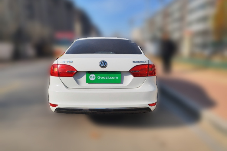 大众 速腾 2012款 1.6L 手动舒适型车身外观6004