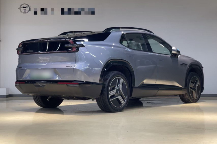 长安启源E07 2025款 纯电 四驱 90kWh Ultra高性能版车身外观6003