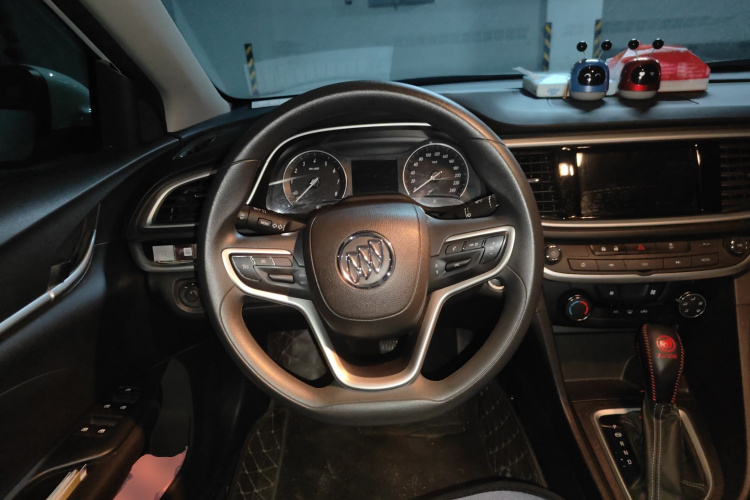 别克 英朗 2021款 改款 典范 1.5L 自动精英型中控内饰13