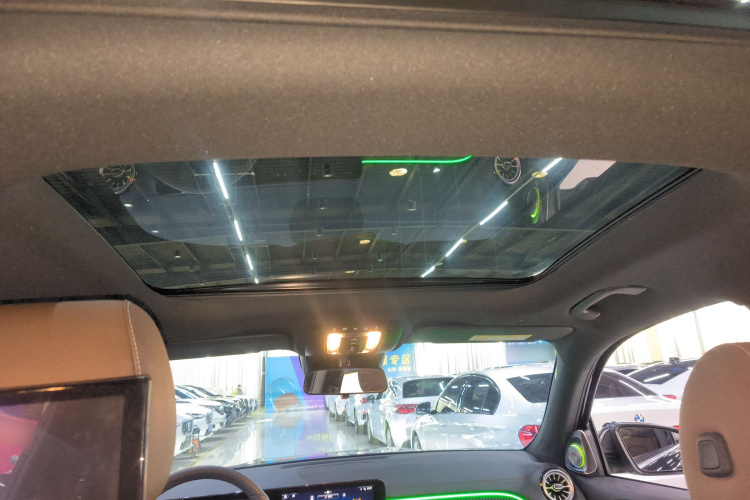 奔驰GLB 2025款 GLB 220 动感型局部细节22