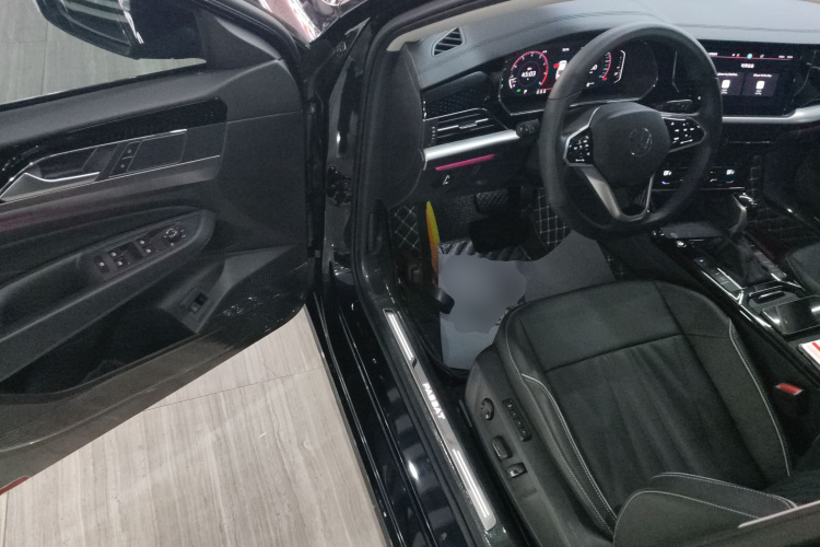 大众 帕萨特 2023款 380TSI 豪华版中控内饰20
