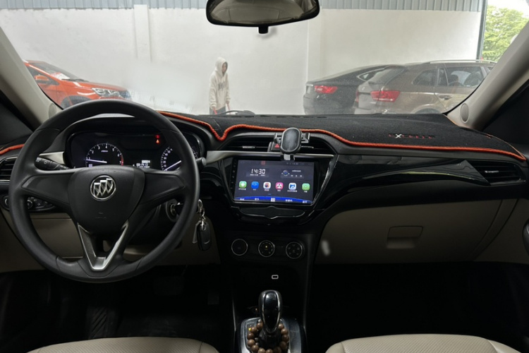 别克 凯越 2018款 15N CVT精英型中控内饰7006