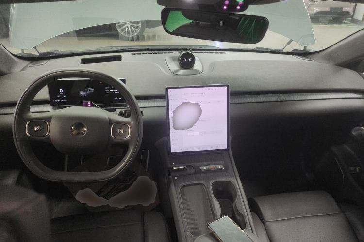 蔚来ET7 2022款 100kWh中控内饰12