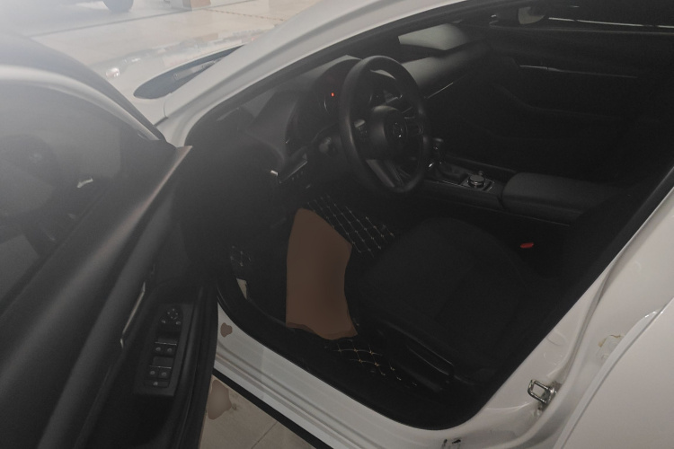 马自达3 昂克赛拉 2023款 2.0L 自动质擎版中控内饰7003