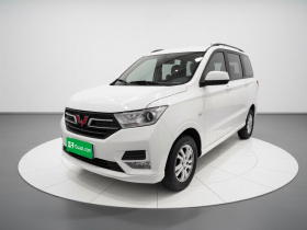 五菱汽车 五菱宏光 2021款 1.5L改款 S舒适型 电动助力LAR