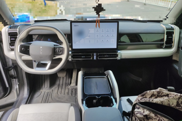 奇瑞iCAR 03 2024款 501km 两驱长续航版中控内饰12