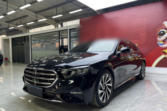 奔驰E级 2024款 E 300 L 豪华型