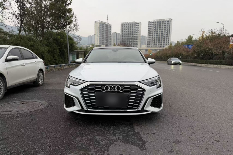 奥迪A3 2021款 Sportback 35 TFSI 豪华运动型车身外观6001