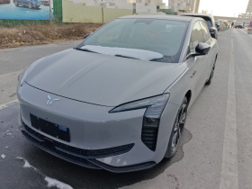 红旗EH7 2024款 760 Pro+ 四驱版